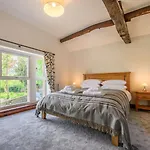 3 Bed In Wigton Oc-88035 Thursby