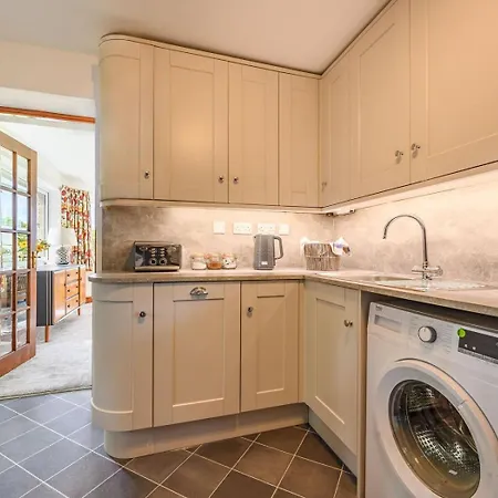 3 Bed In Wigton Oc-88035 Holiday home Thursby